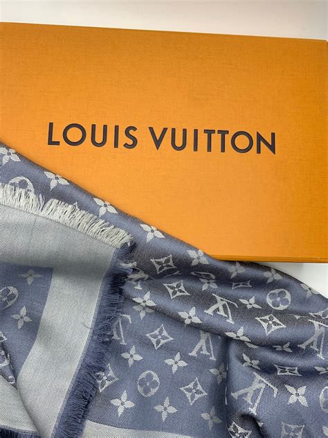 Trouble connecting to Louis Vuitton website 